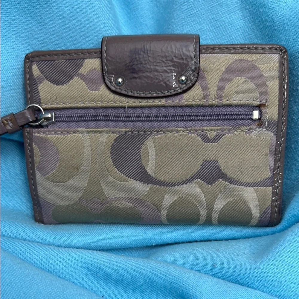 Coach Signature Canvas Wallet b/o - Picture 2 of 3